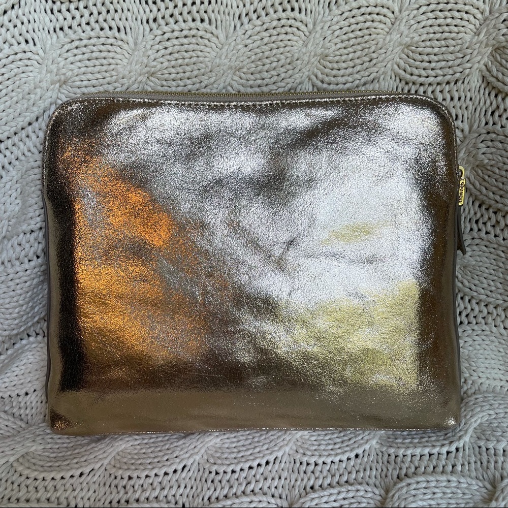 India Hicks Insider Clutch - Gold Crackle New